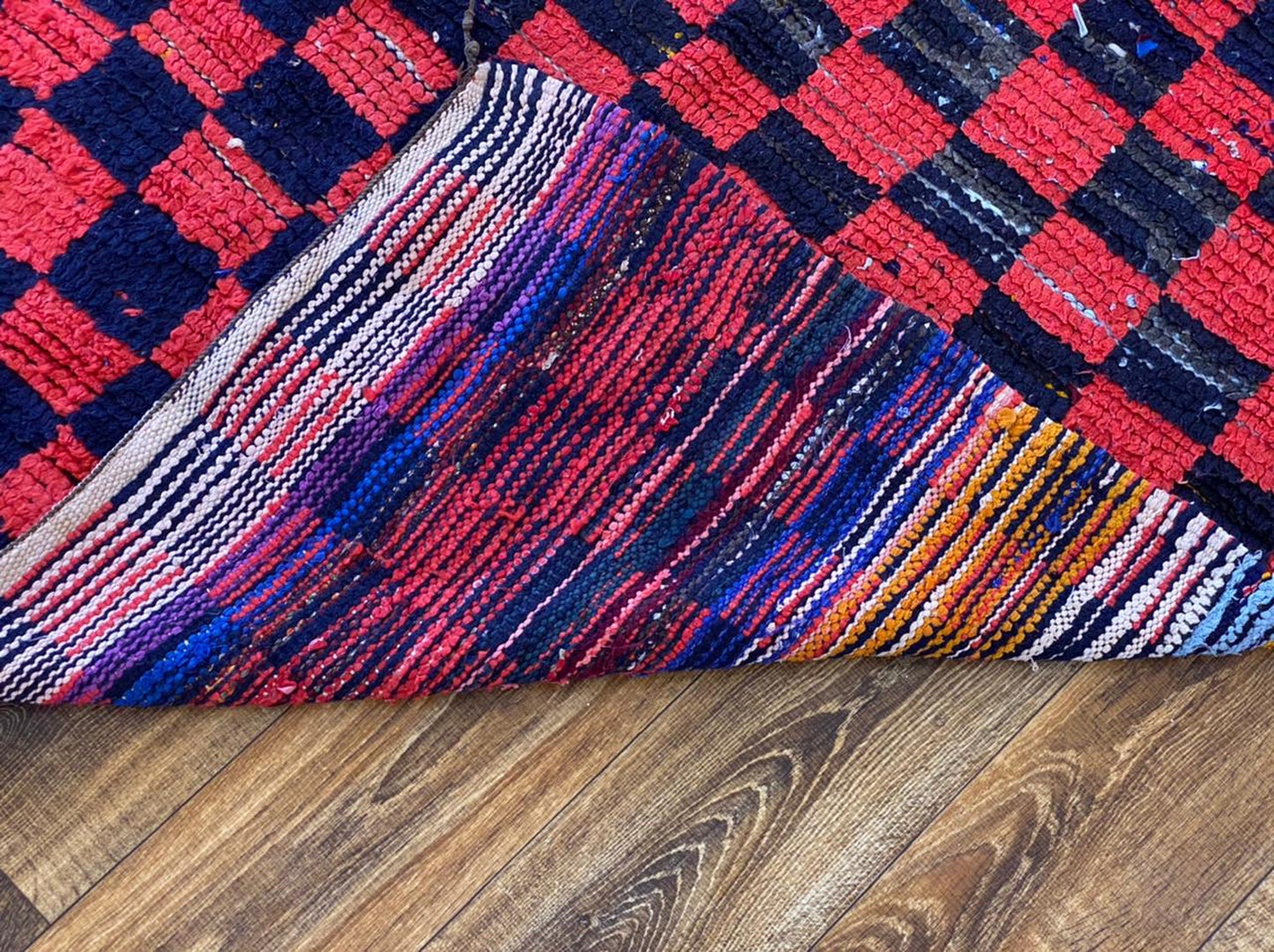 Authentique tapis à carreaux berbère vintage marocain 4x7 pi.