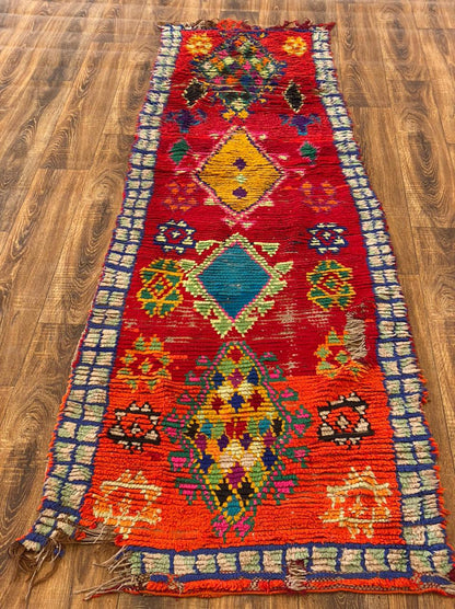 Tapis de couloir vintage marocain 3x9 pieds, tapis de couloir berbère tissé Azilal.