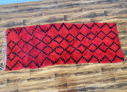 Tapis de couloir berbère vintage marocain tissé rouge 3x8.