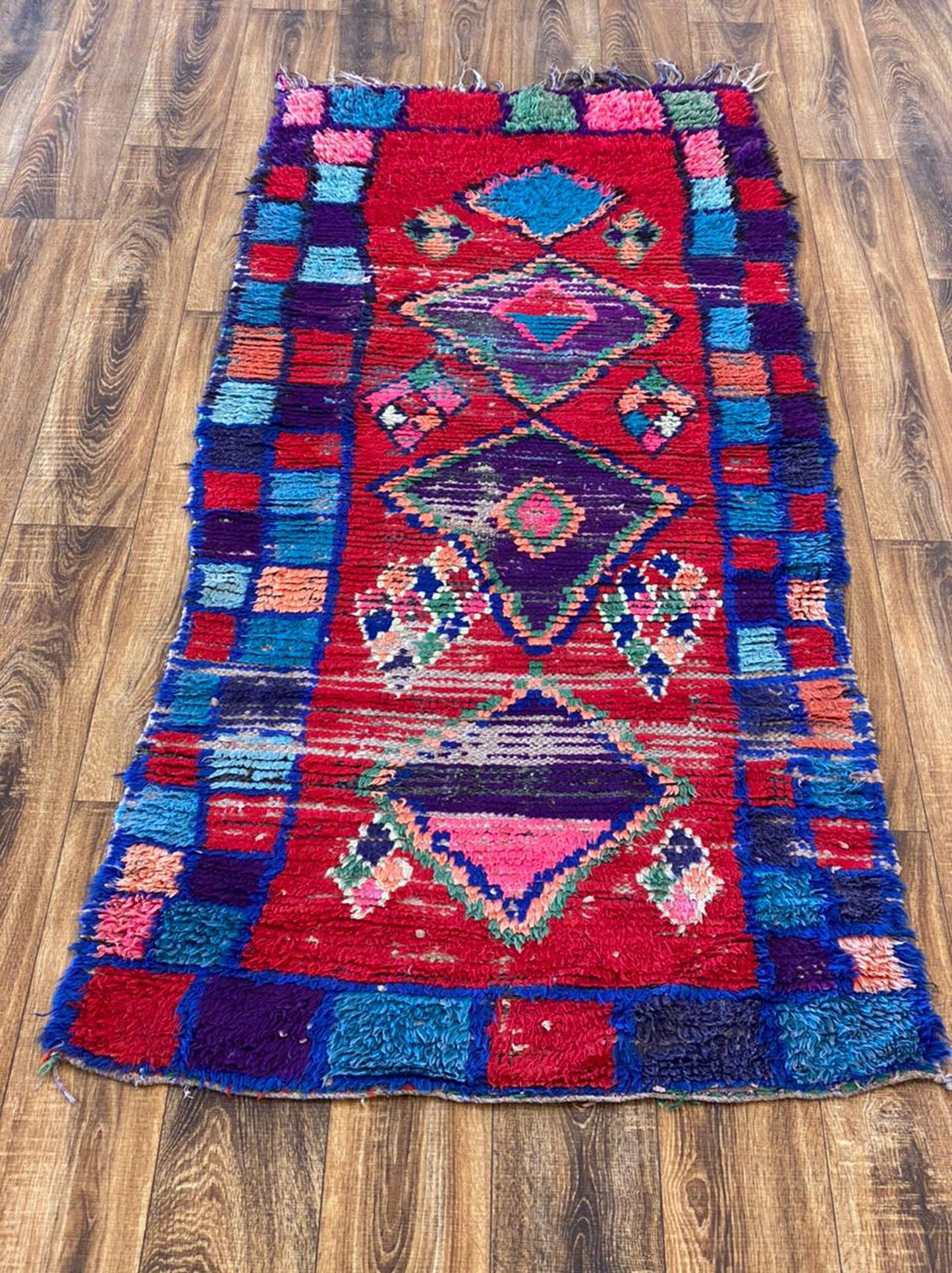 Tapis marocain tissé à la main vintage rouge 3x7, tapis berbère unique.