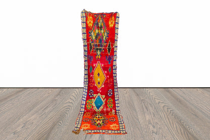 Tapis de couloir vintage marocain 3x9 pieds, tapis de couloir berbère tissé Azilal.