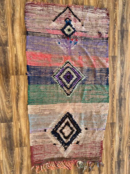 Moroccan vintage woven rug 4x7 ft..