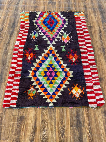 Tapis berbère vintage marocain 4x6 pieds.