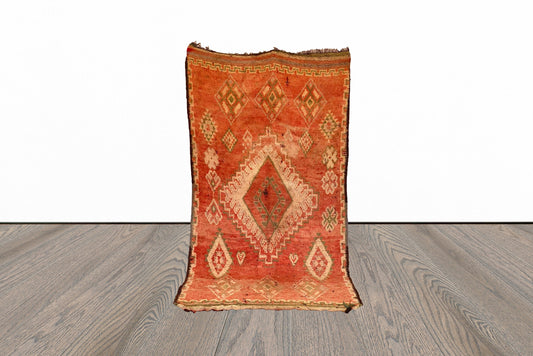 Tapis berbère vintage marocain 6x10 pi.