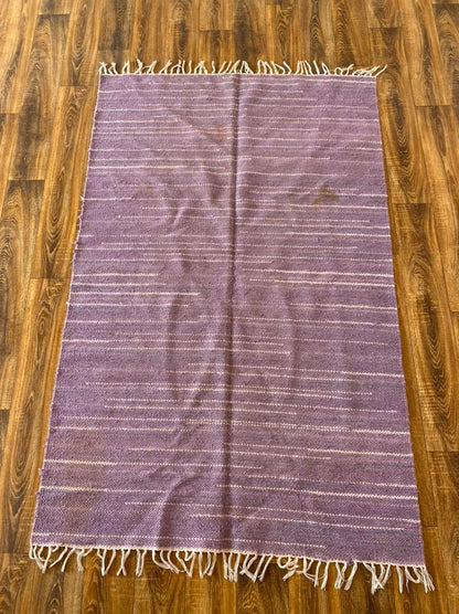 Tapis berbère violet marocain 4x7 pieds.