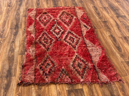 Tapis marocain en laine 3x6 pieds.