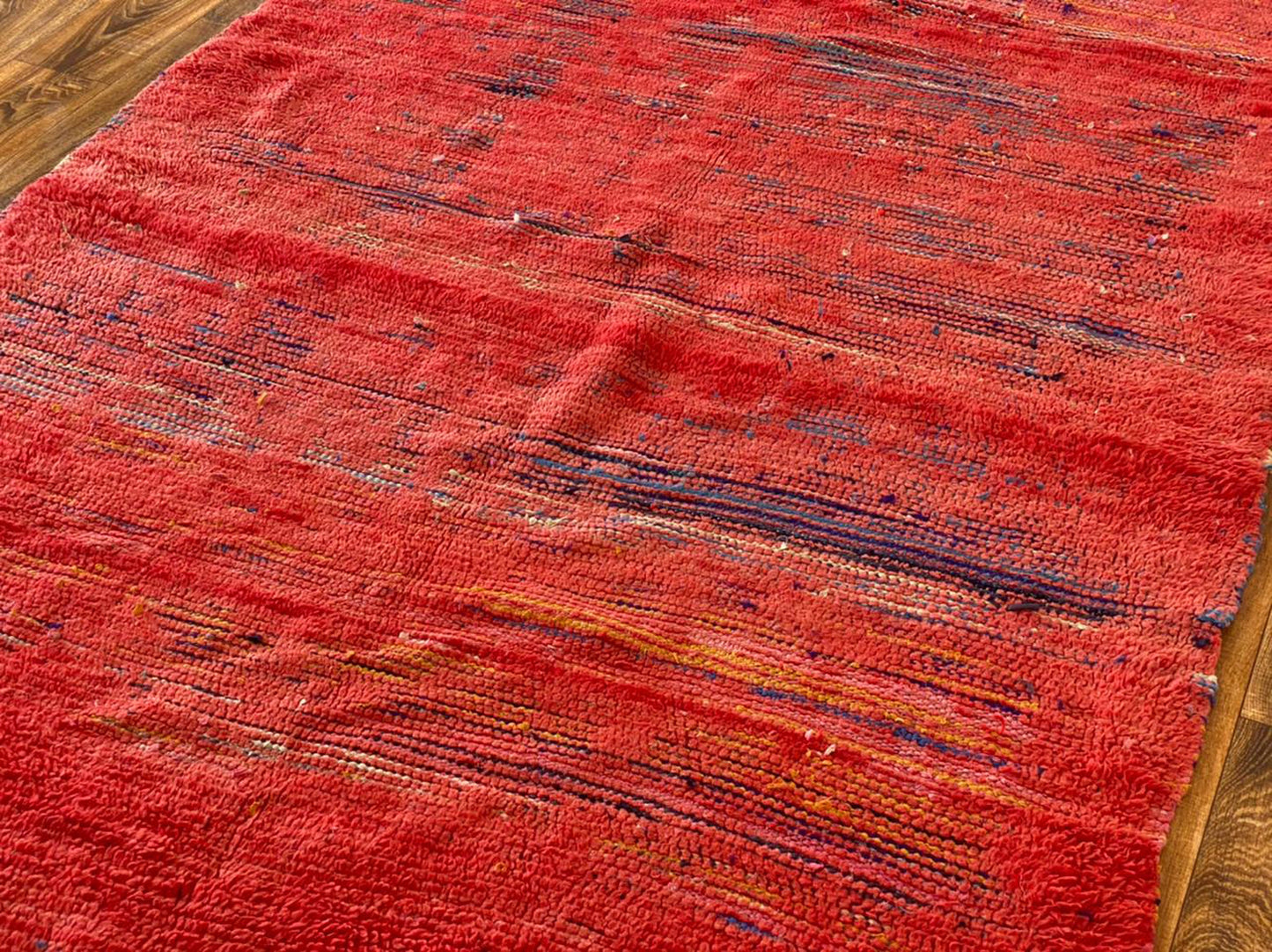 Tapis marocain rouge vintage 5x9 pieds.