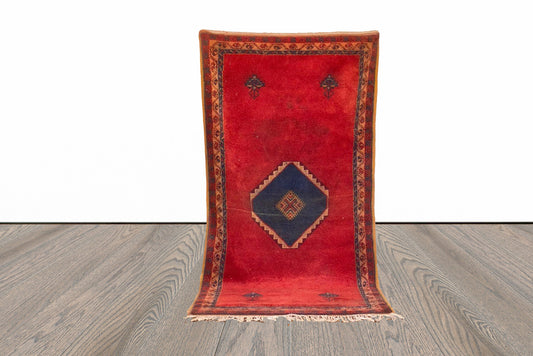 Tapis marocain vintage 4x7 pieds.