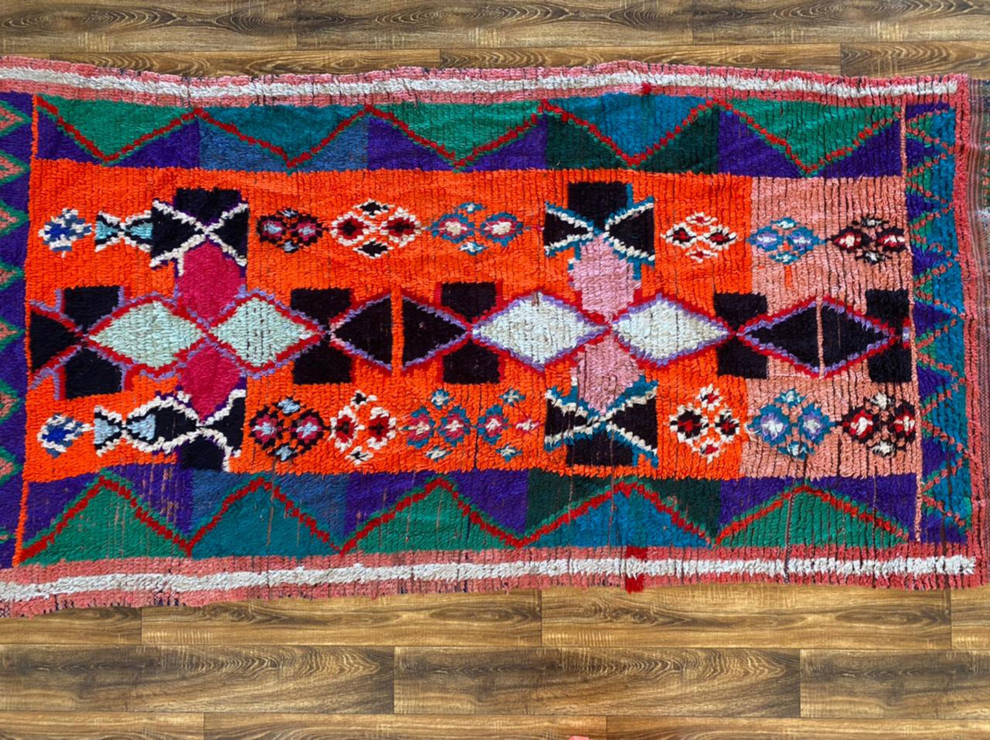 Tapis berbère marocain vintage tissé à la main de grande taille 4x9.