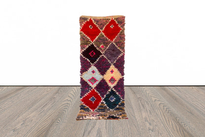 Petit tapis tissé marocain 2x6 pi.