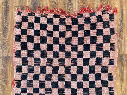 Tapis de couloir marocain à carreaux vintage 3x9 pieds.