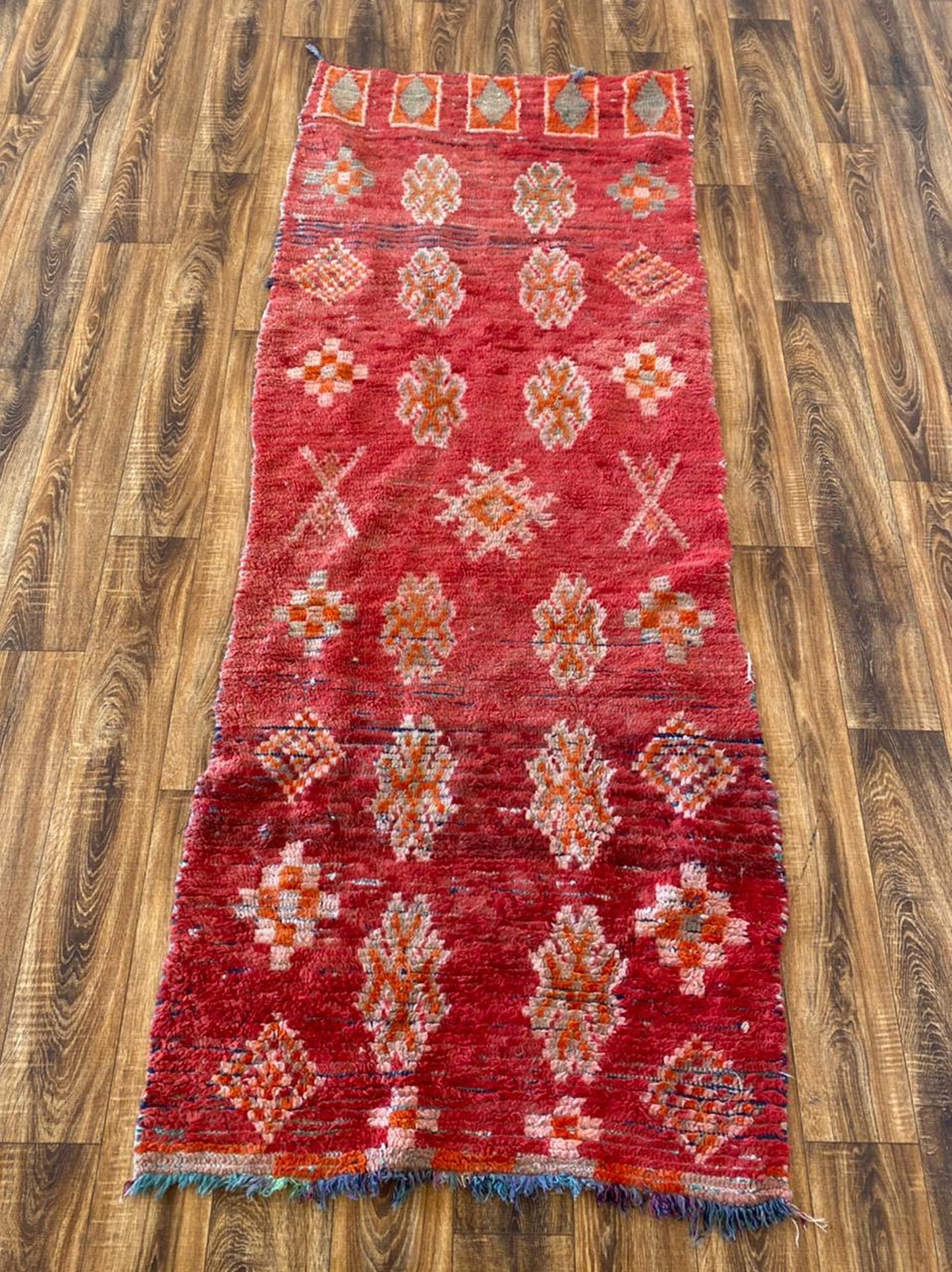 Tapis de couloir marocain vintage 3x8 pieds.