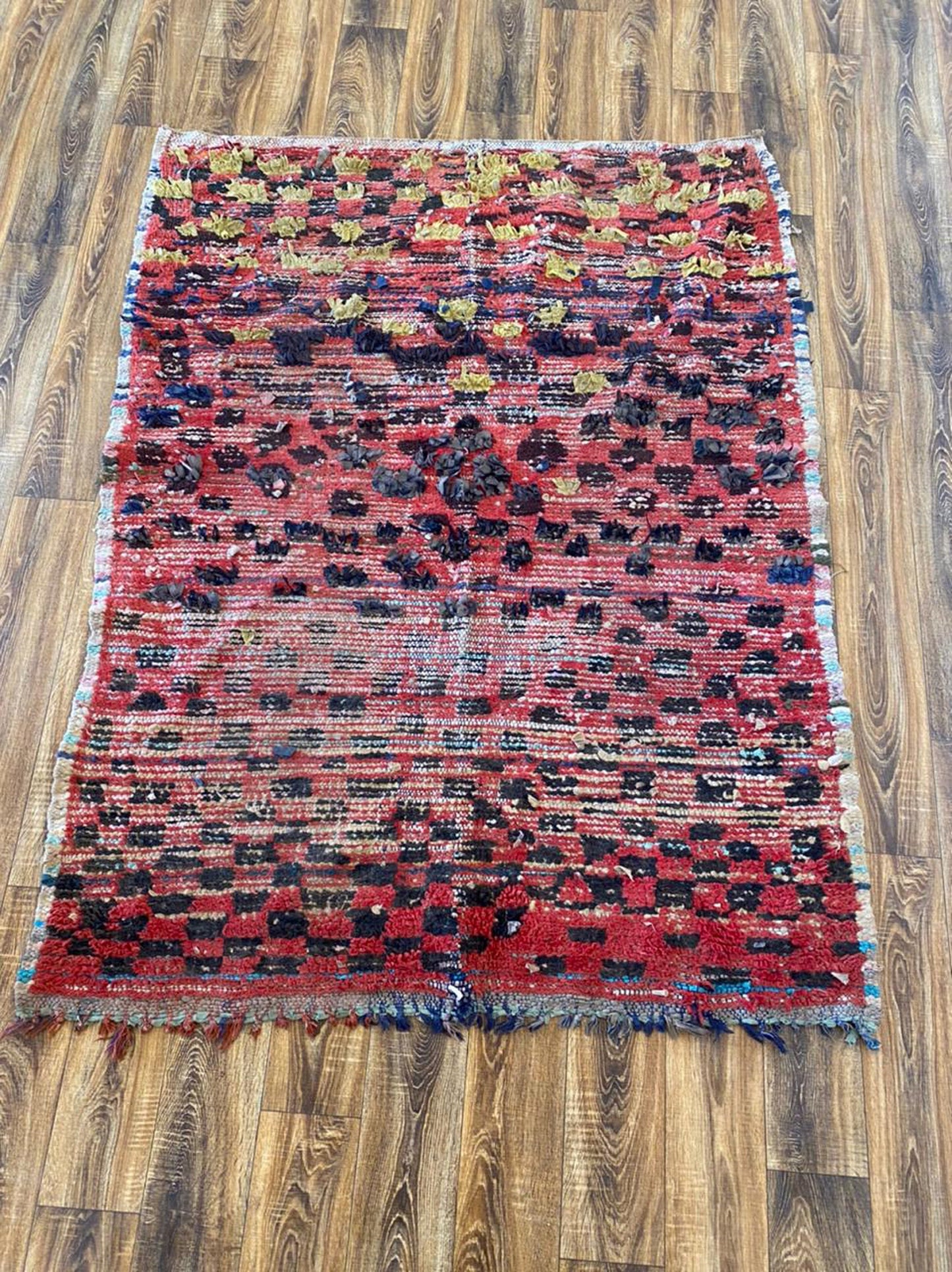 Tapis marocain vintage 5x6 pieds.