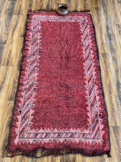 Tapis berbère marocain 4x7 pieds.