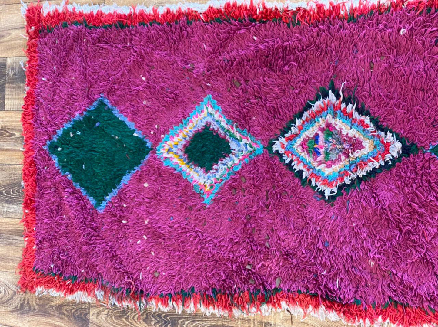 Tapis marocain vintage 3x6 pieds.