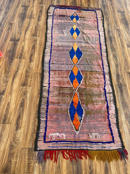 Tapis berbère vintage marocain 4x9 pi.