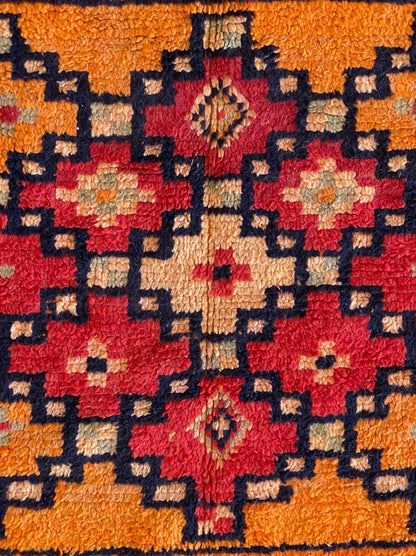 Grand tapis de couloir marocain 5x13 pi.