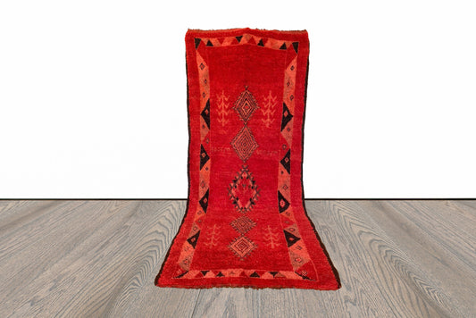 Grand tapis marocain vintage 5x11 pieds.