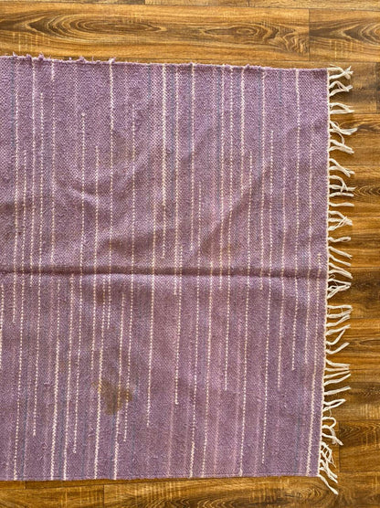 Tapis berbère violet marocain 4x7 pieds.