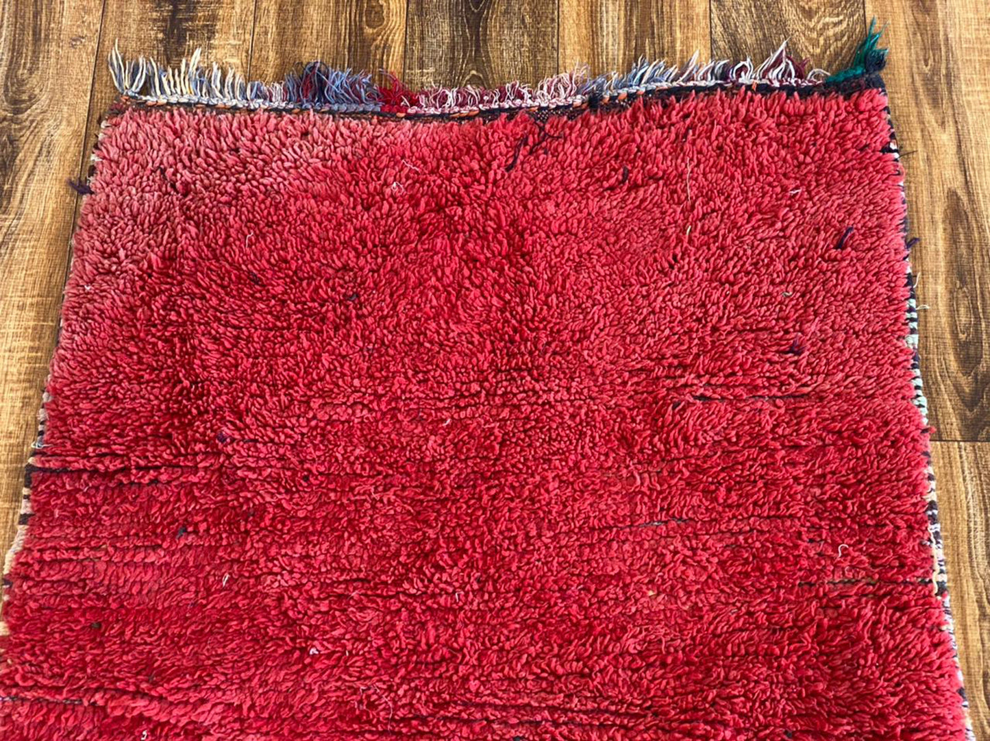 Tapis de couloir marocain rouge vintage 3x8 pieds.