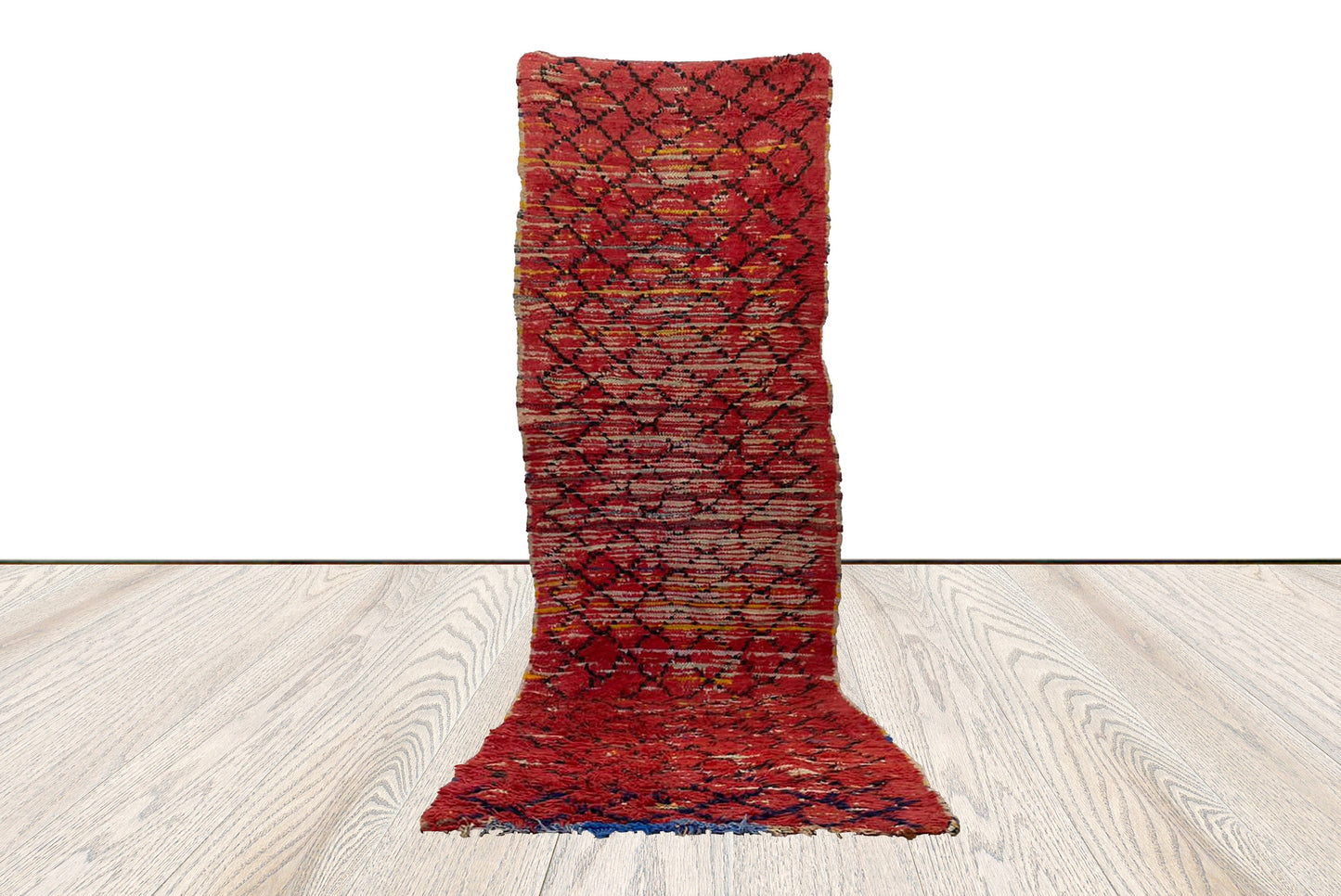 Tapis marocain vintage rouge délavé, tapis de couloir étroit 3 pi sur 9 pi.