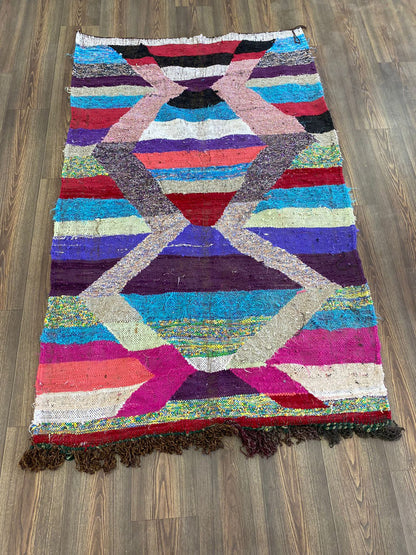 Tapis Kilim berbère 4 x 6 pieds, tapis vintage marocain.