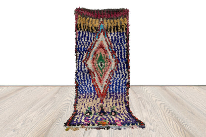 Tapis recyclé bohème marocain 3x7 pieds, tapis coloré Boucherouite, vieux tapis berbères tissés marocains.