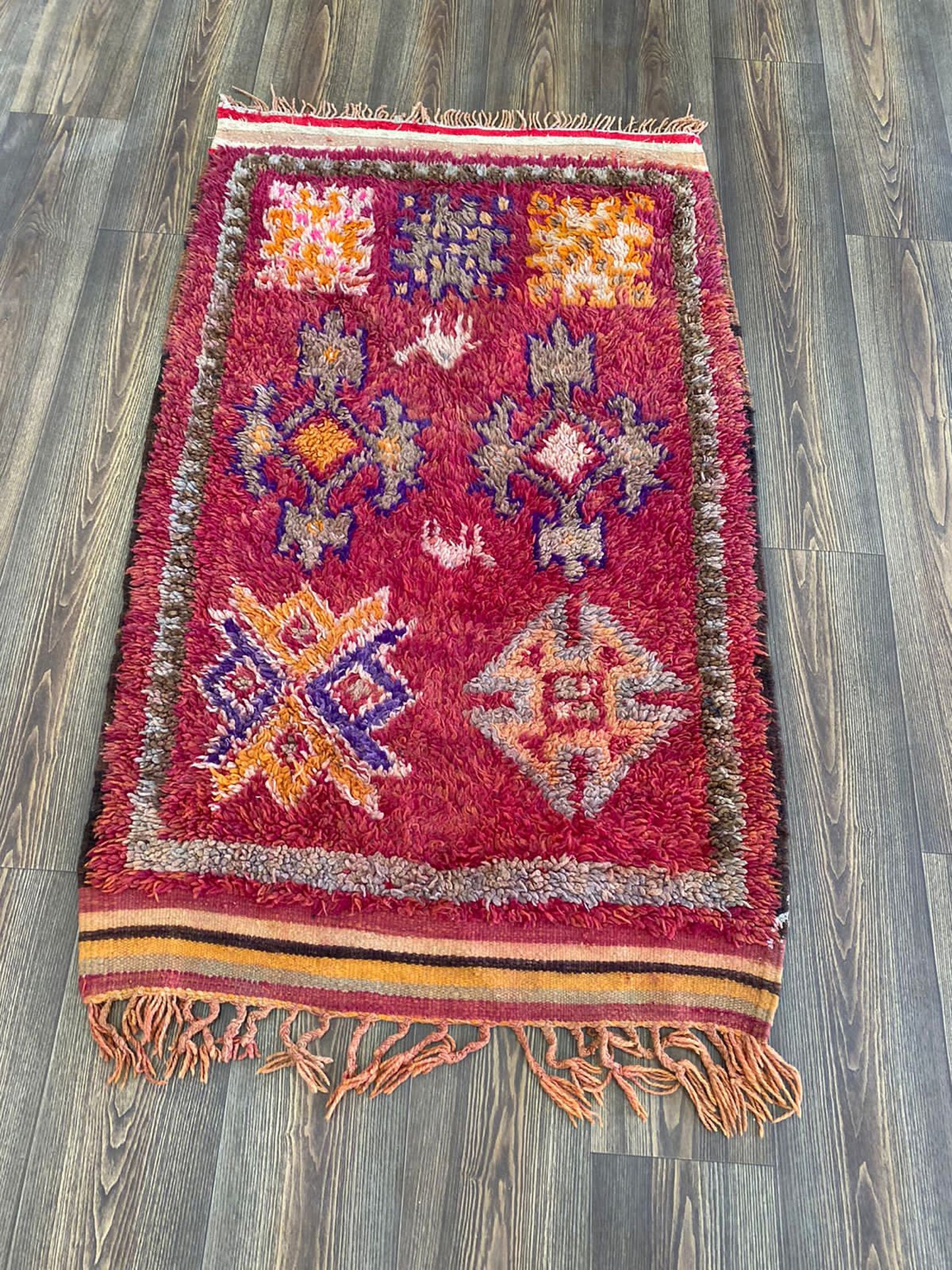 Petit tapis de couloir vintage 3x5 pieds, vieux tapis de couloir étroit berbère marocain.