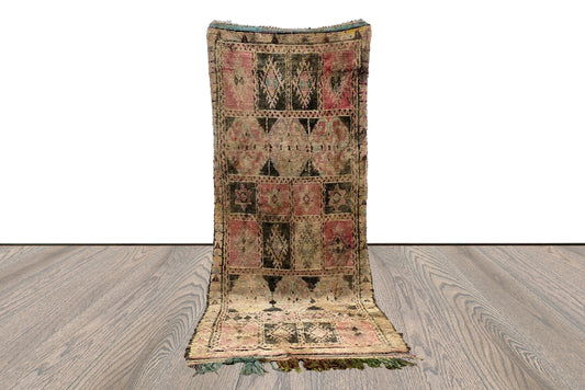 Tapis marocain Boucherouite ancien et rare Shag runner, tapis vintage colorés 4x10.