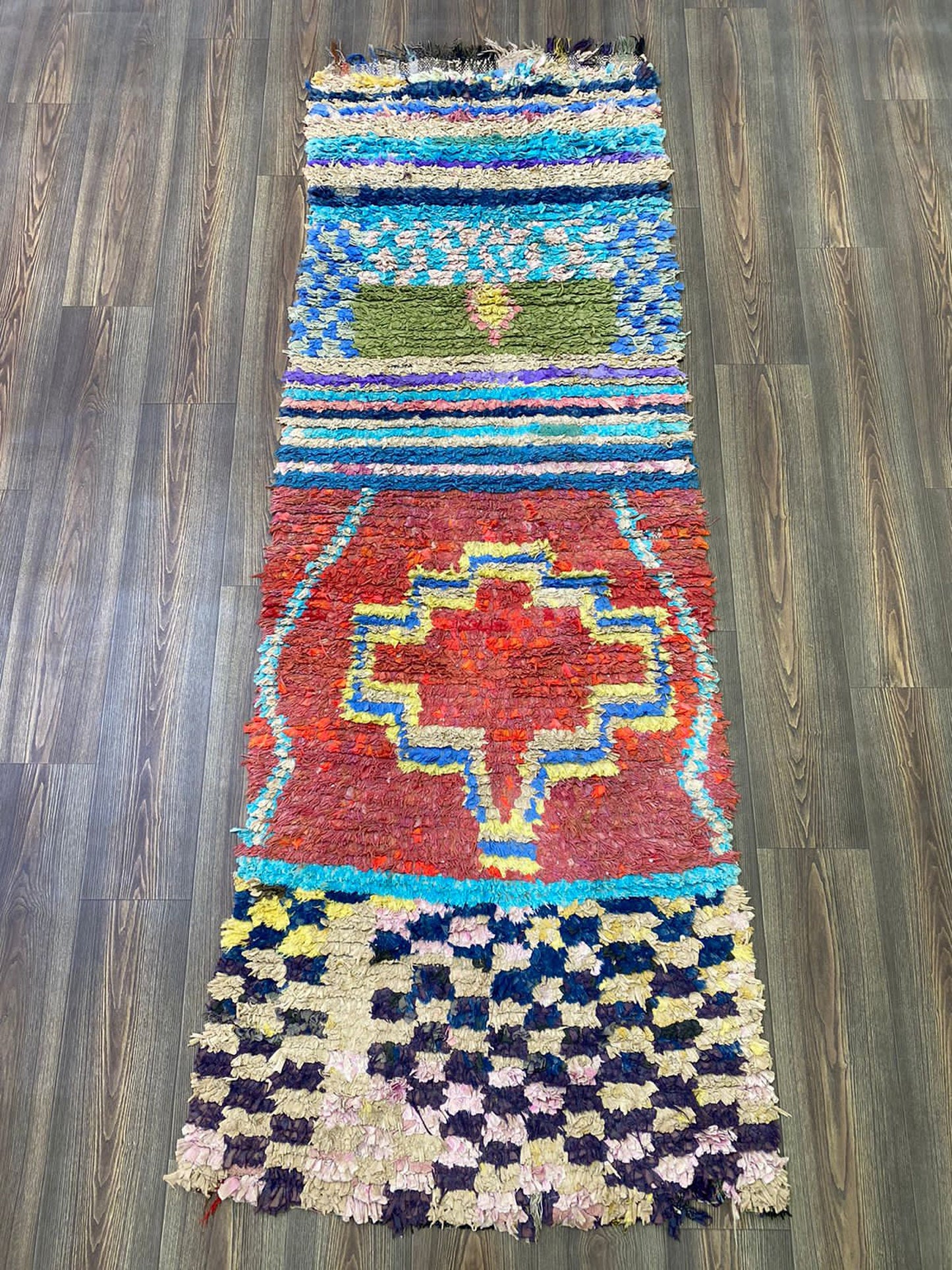 Tapis Boucherouite 3x8, tapis vintage marocain, tapis shag berbère.