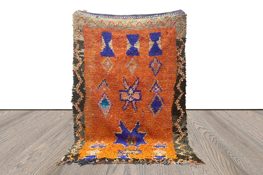 Tapis Boucherouite vintage tissé à la main de grande taille, couleur orange marocain, 5 par 9.