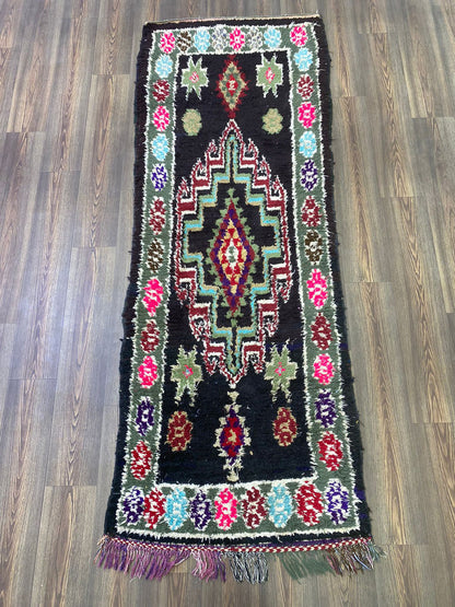 Tapis de couloir marocain vintage unique berbère noir 3x8.