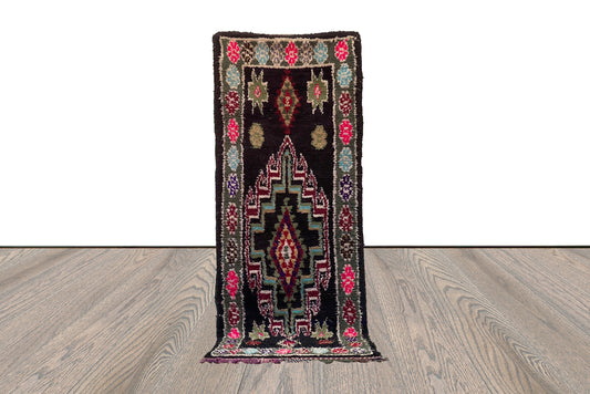 Tapis de couloir marocain vintage unique berbère noir 3x8.