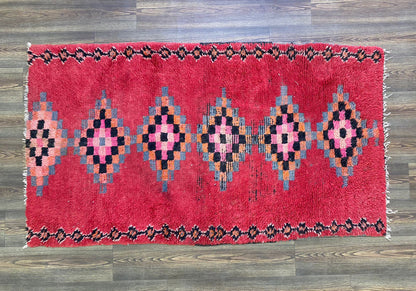 Tapis berbère vintage rouge 4x7, tapis marocains tissés à la main.