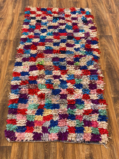 Tapis de couloir étroit Boucherouite coloré à carreaux 3x7.