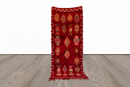 Tapis de couloir marocain vintage en laine 3x9.