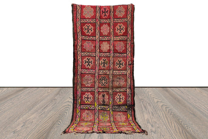 Tapis berbère rouge délavé 3x9, tapis de couloir marocain vintage.