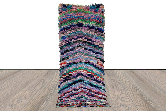 Tapis à couloir étroit coloré Chevron Boucherouite 3x7, tapis vintage marocain.