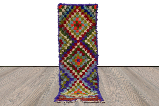 Tapis vintage coloré 3x9. Tapis étroit à carreaux marocain.