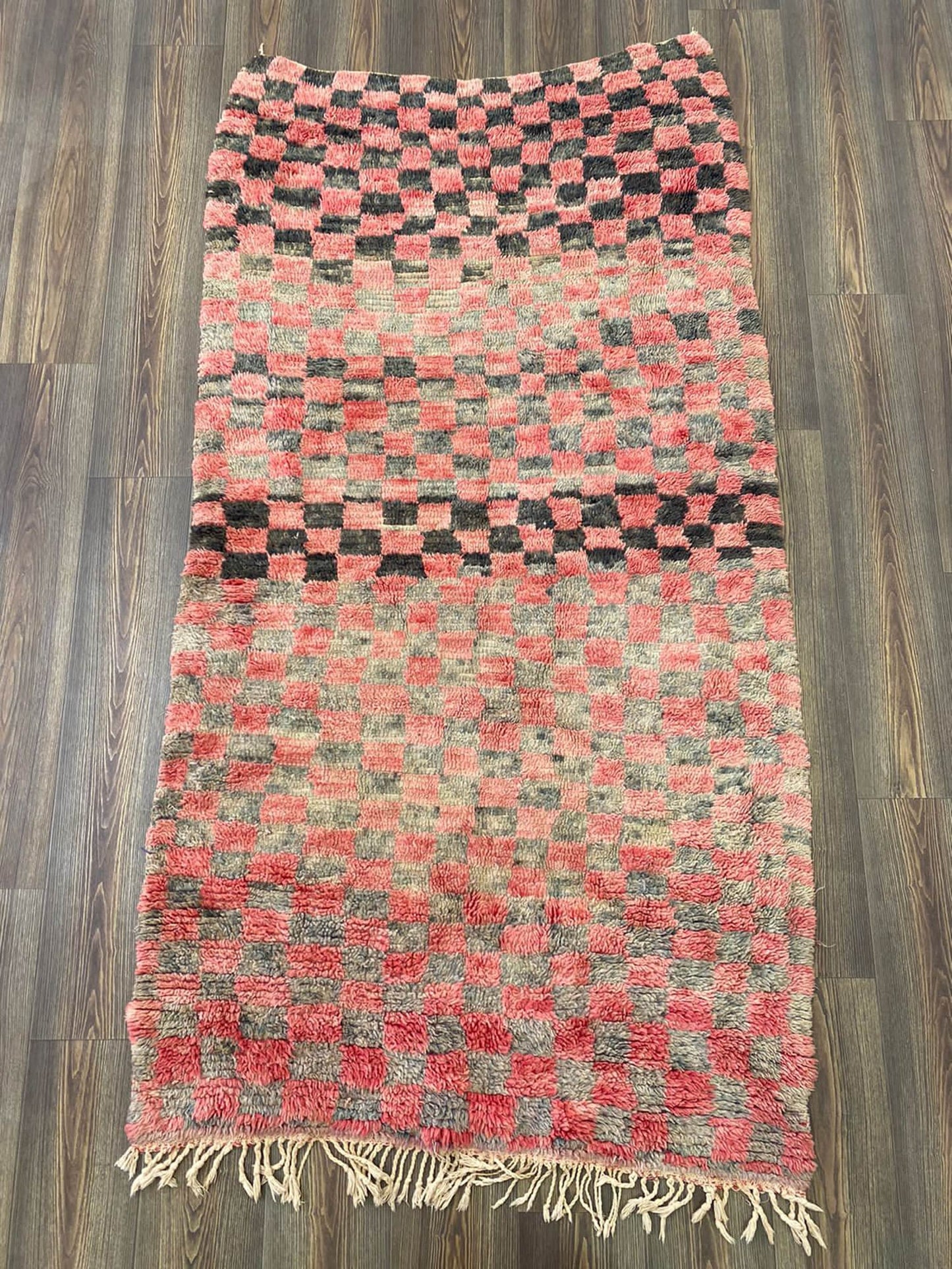 Tapis de couloir rouge vintage 7x3 pieds.