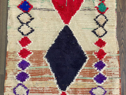 Tapis de couloir berbère marocain 3x7, tapis vintage noué à la main.