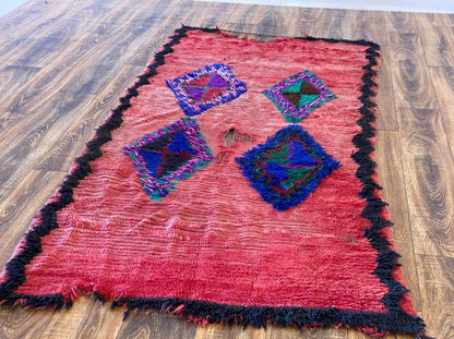 Tapis de couloir marocain vintage en laine 3x7. Tapis tribal berbère tissé à la main.