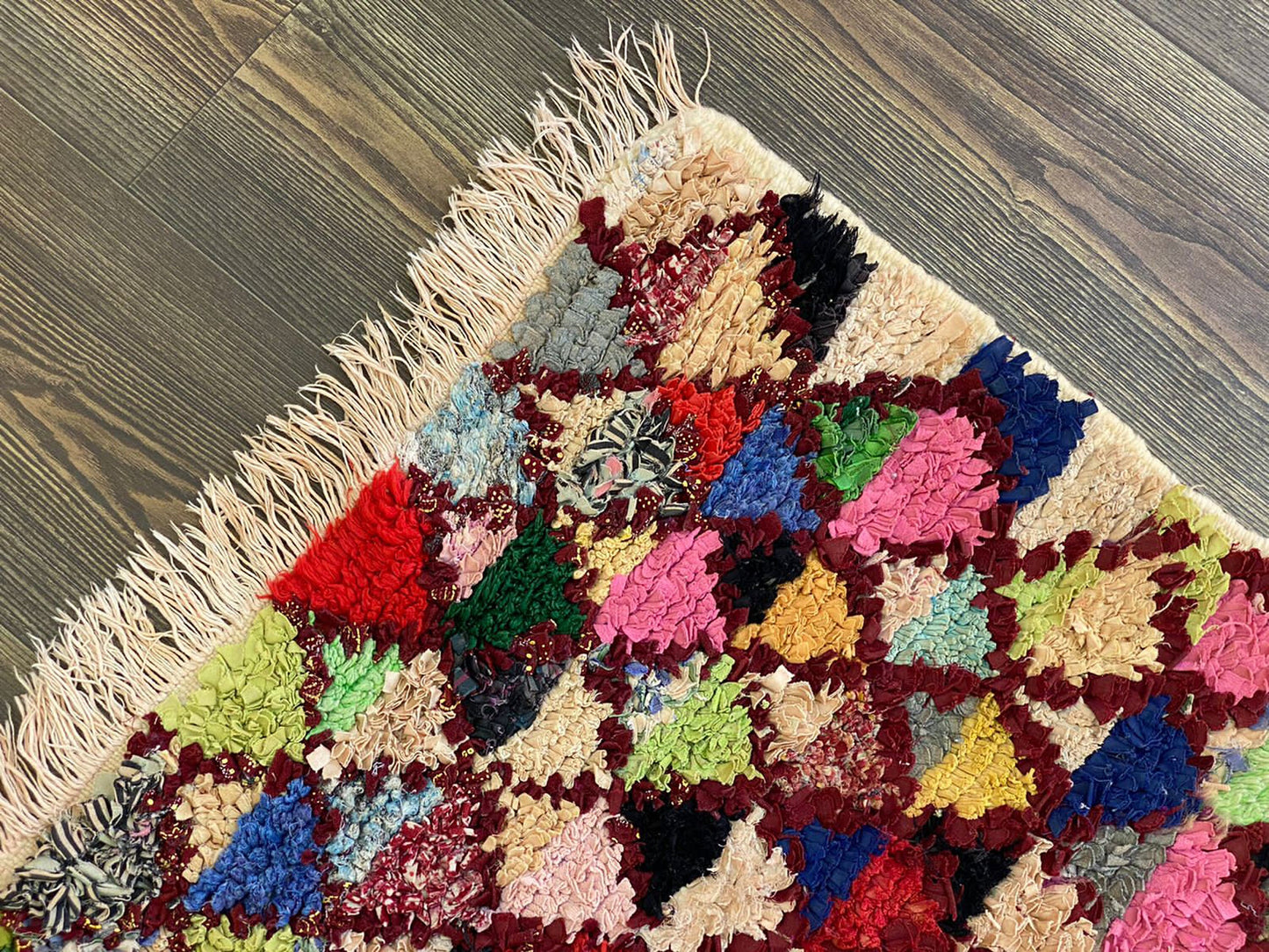 3x5 Feet Colorful Boucherouite Moroccan Area Rug.