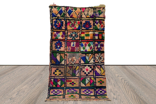 Tapis marocain vintage de petite taille 3x6, tapis berbère coloré.