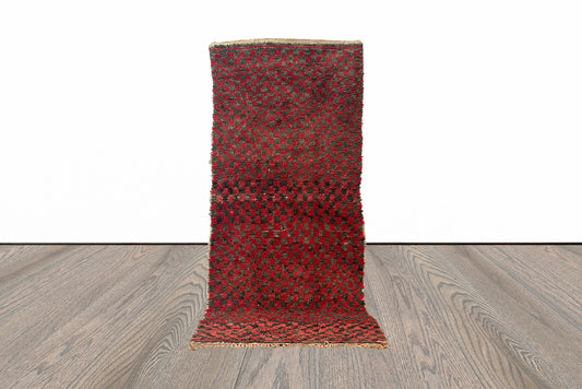 Tapis de couloir vintage rouge et noir 4x9 pieds.