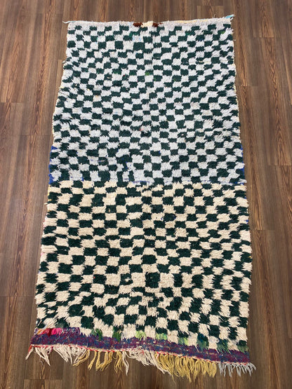 Tapis berbère marocain à carreaux 7x4.