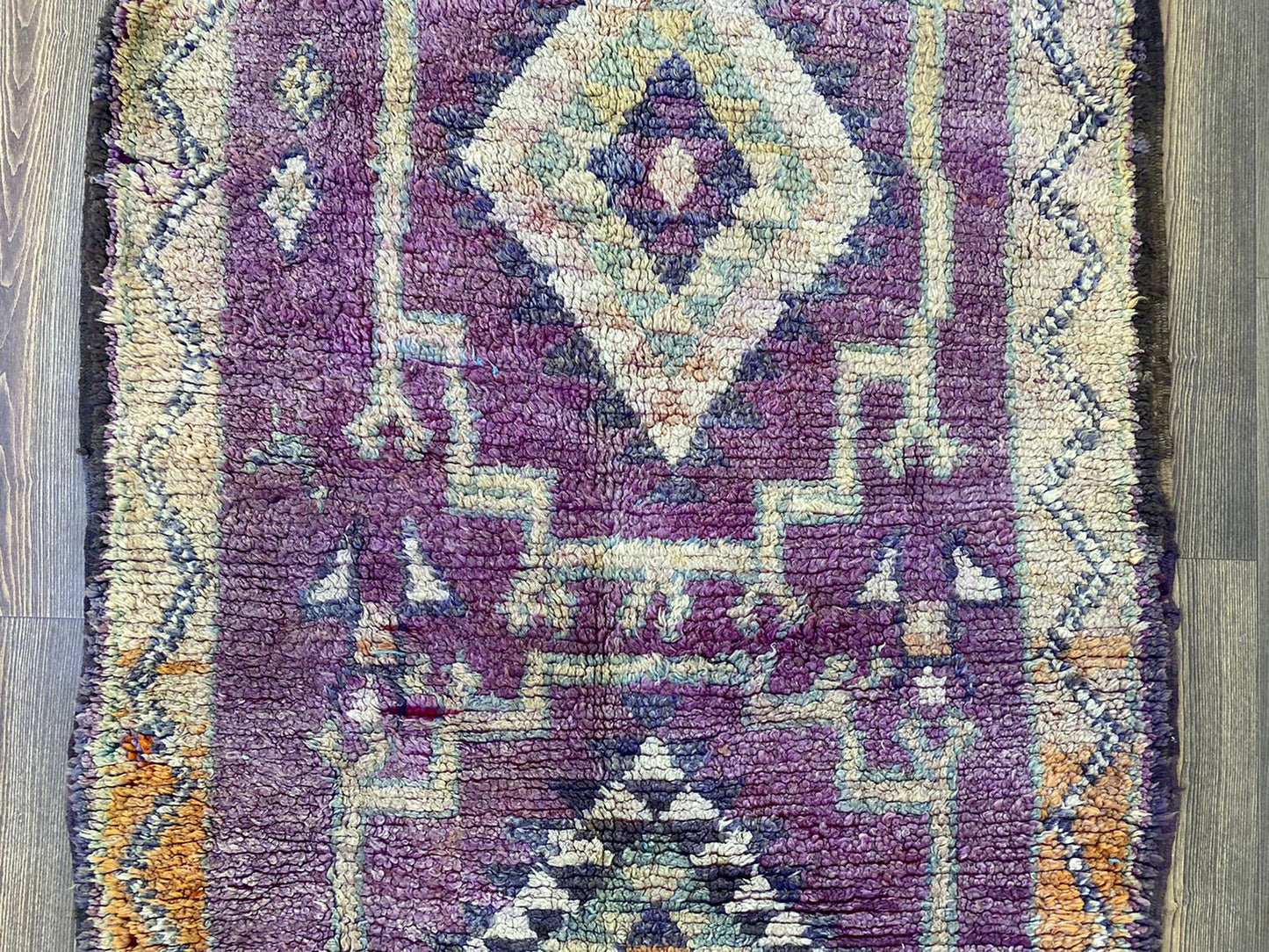 Tapis de couloir marocain vintage en laine douce 4x8.