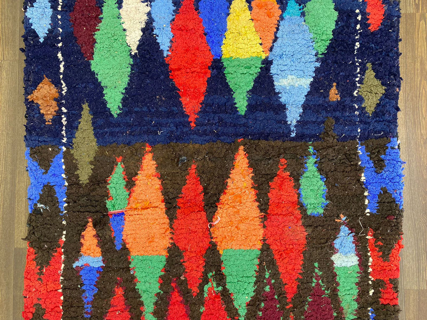 Tapis marocain à losanges colorés 4x9.