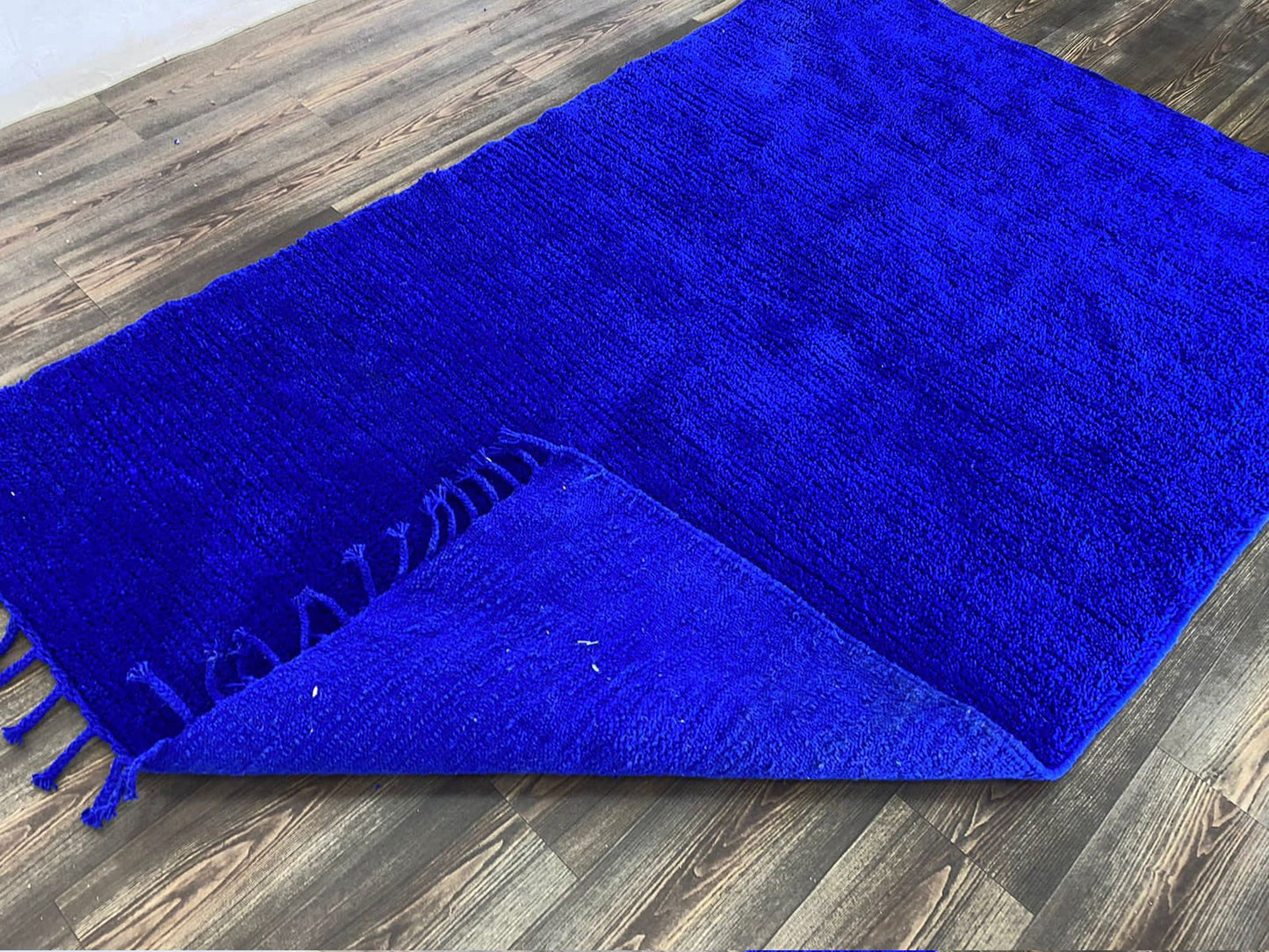 Tapis bleu uni, tapis berbère marocain, tapis en laine personnalisé, cadeau pour une nouvelle maison, tapis Beni Ourain.