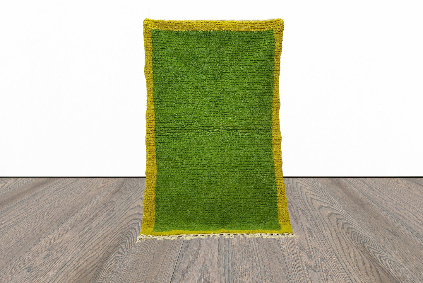 tapis marocain vert à bordures, tapis berbère marocain fait main